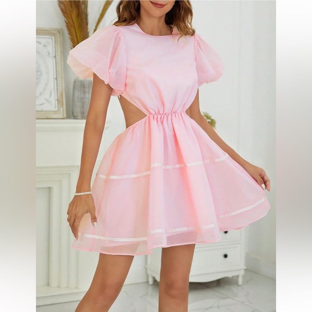 NWT No Label Size M Pink Cut Out Side Ruffle Short Dress